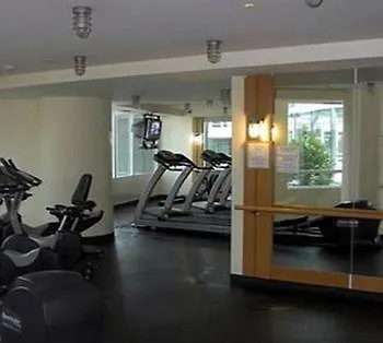 Apartment Skydome Furnished Residences
