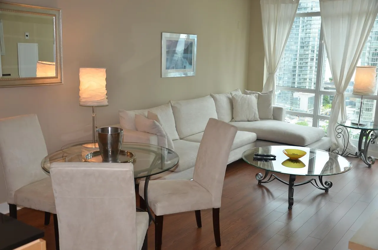 Skydome Furnished Residences 0*, Toronto Canada