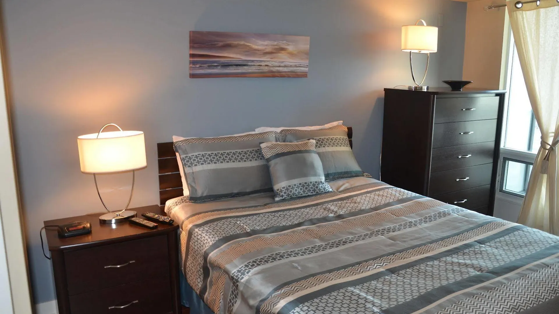 Skydome Furnished Residences Toronto