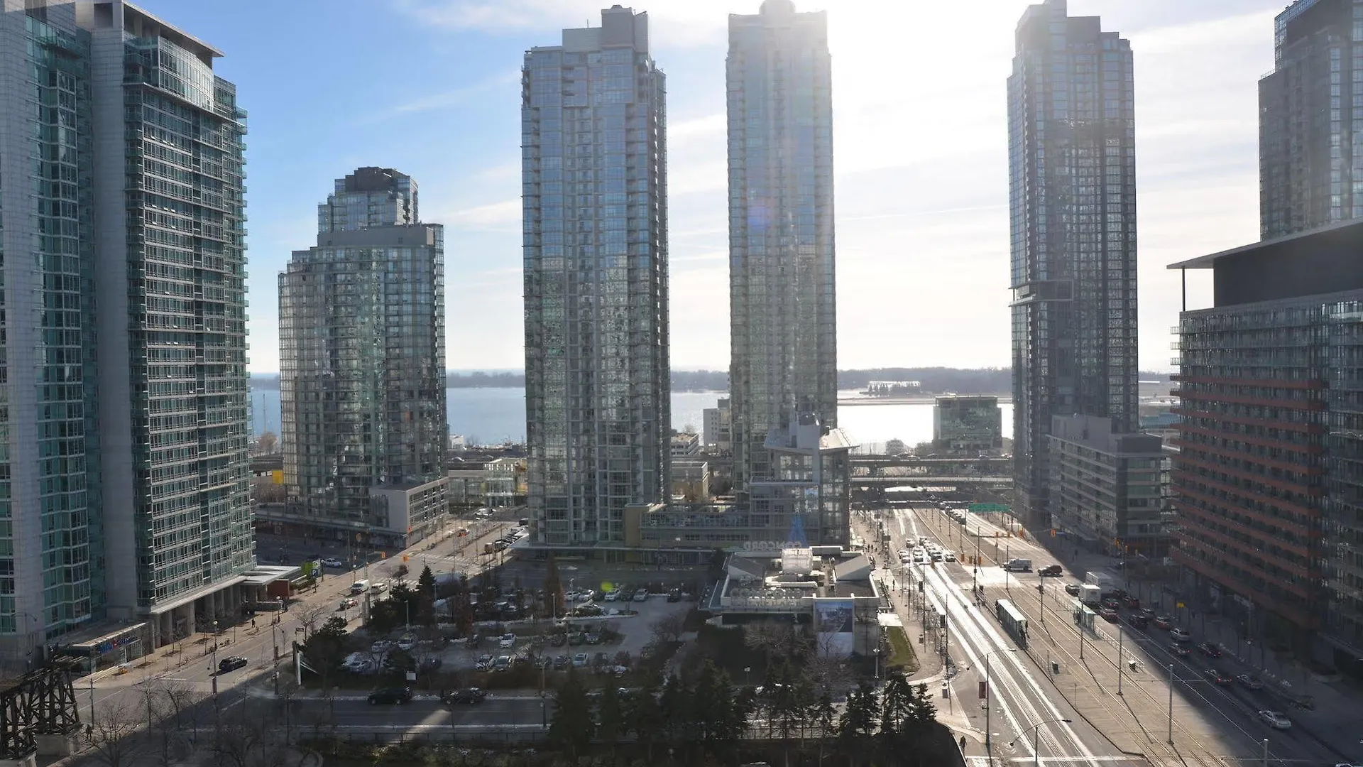 Apartment Skydome Furnished Residences